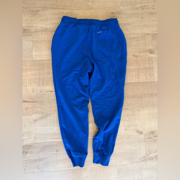 Jaanuu Scrub Pant Joggers - Picture 4 of 4
